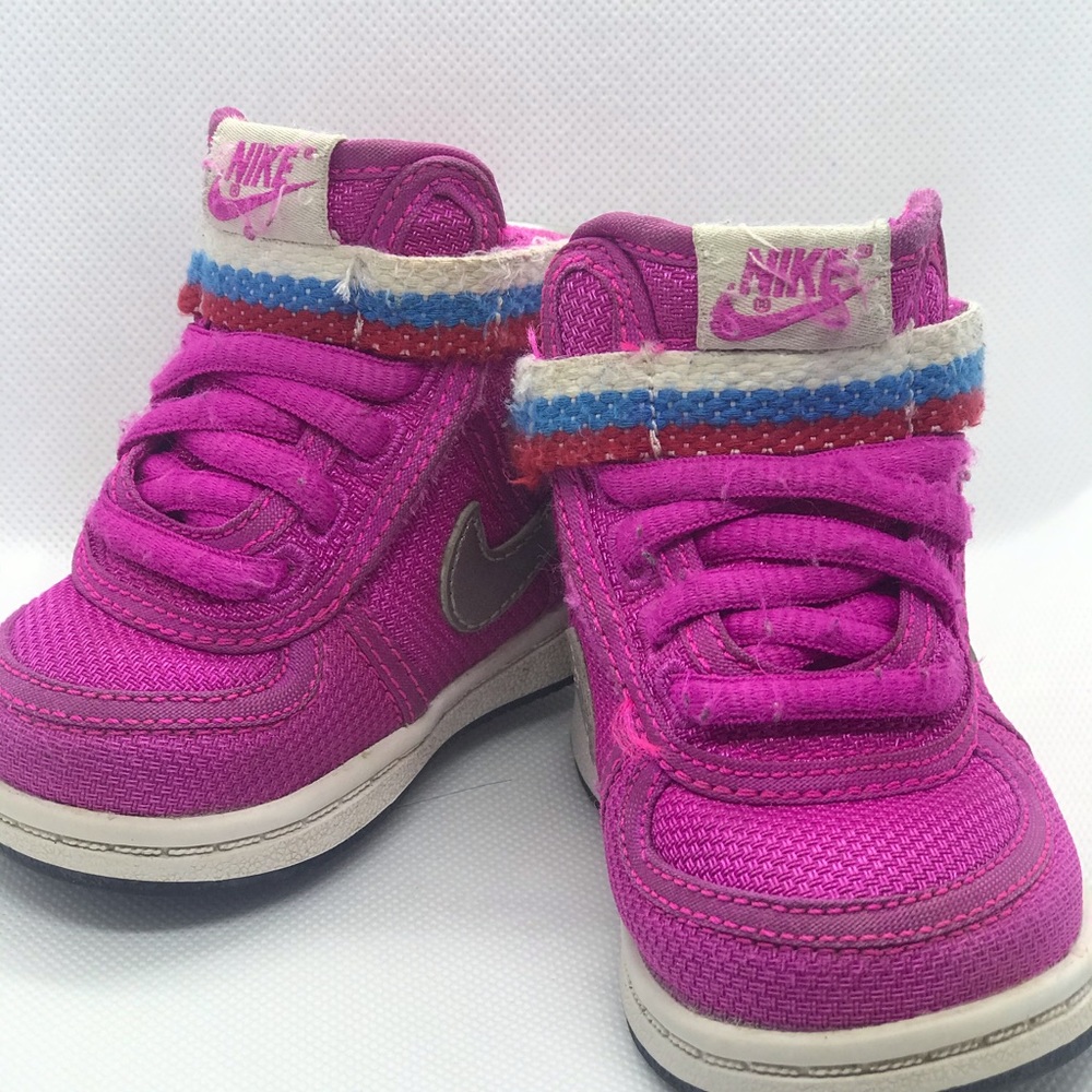 Size 3C toddler tennis shoes